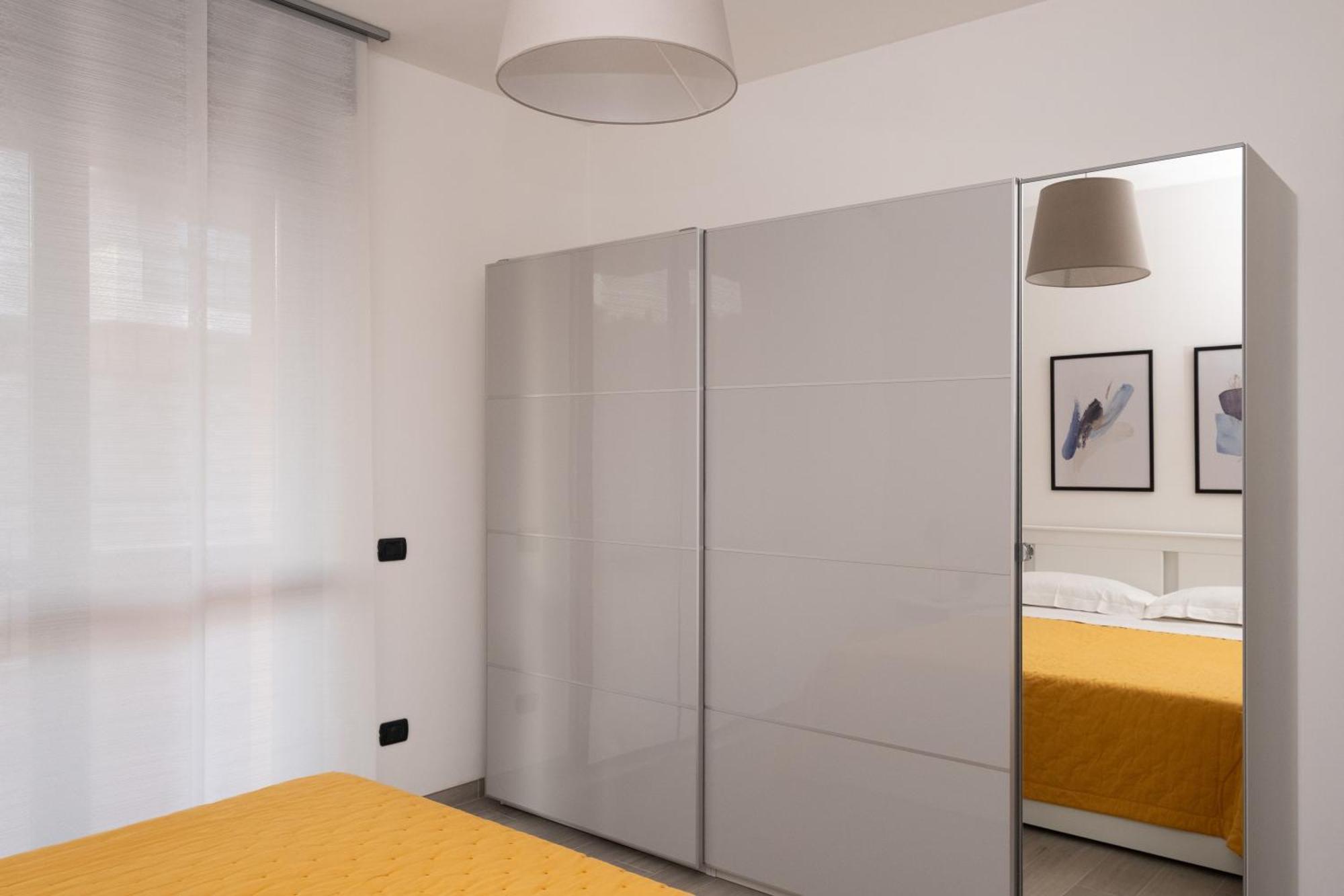 Bilocale A Lainate Lainhouse Apartman Kültér fotó