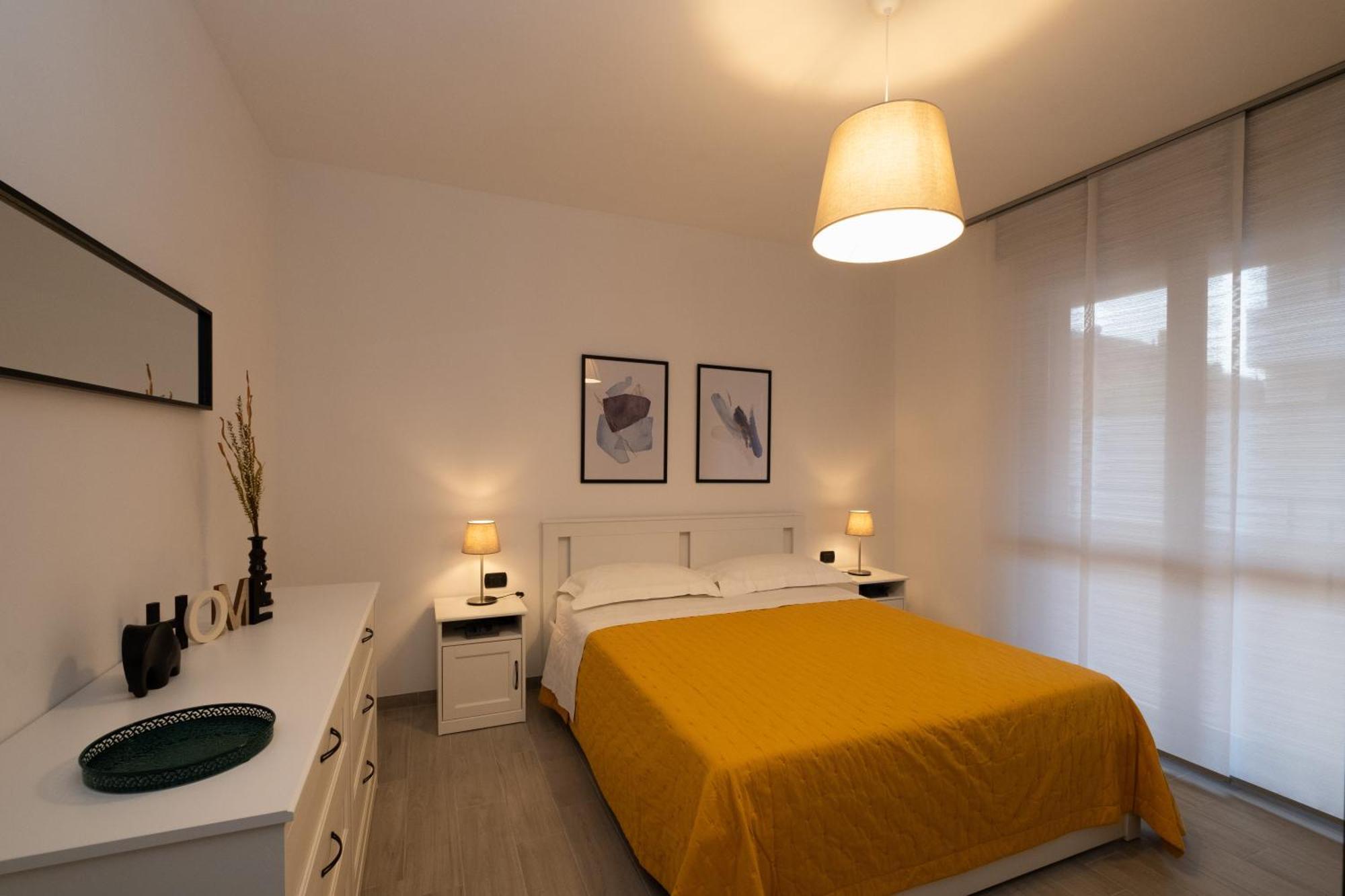 Bilocale A Lainate Lainhouse Apartman Kültér fotó